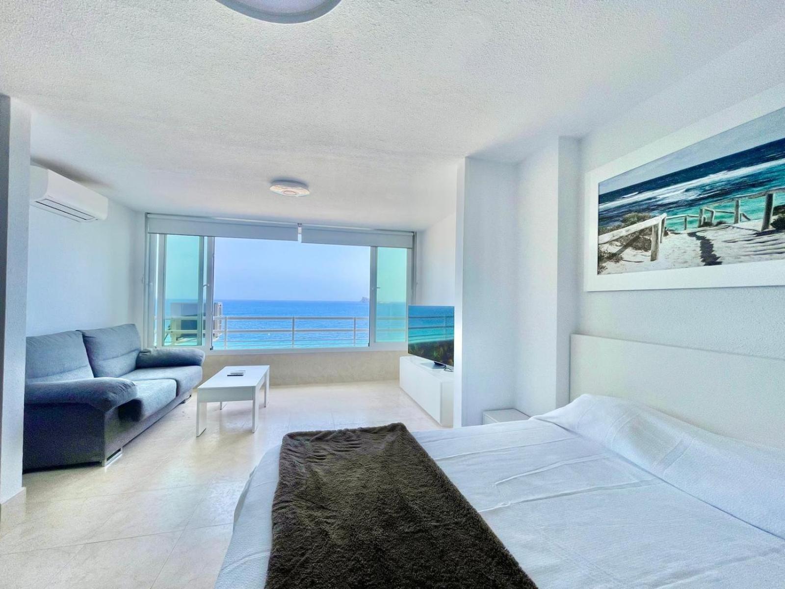 Torre Coblanca Seafront * Benidorm