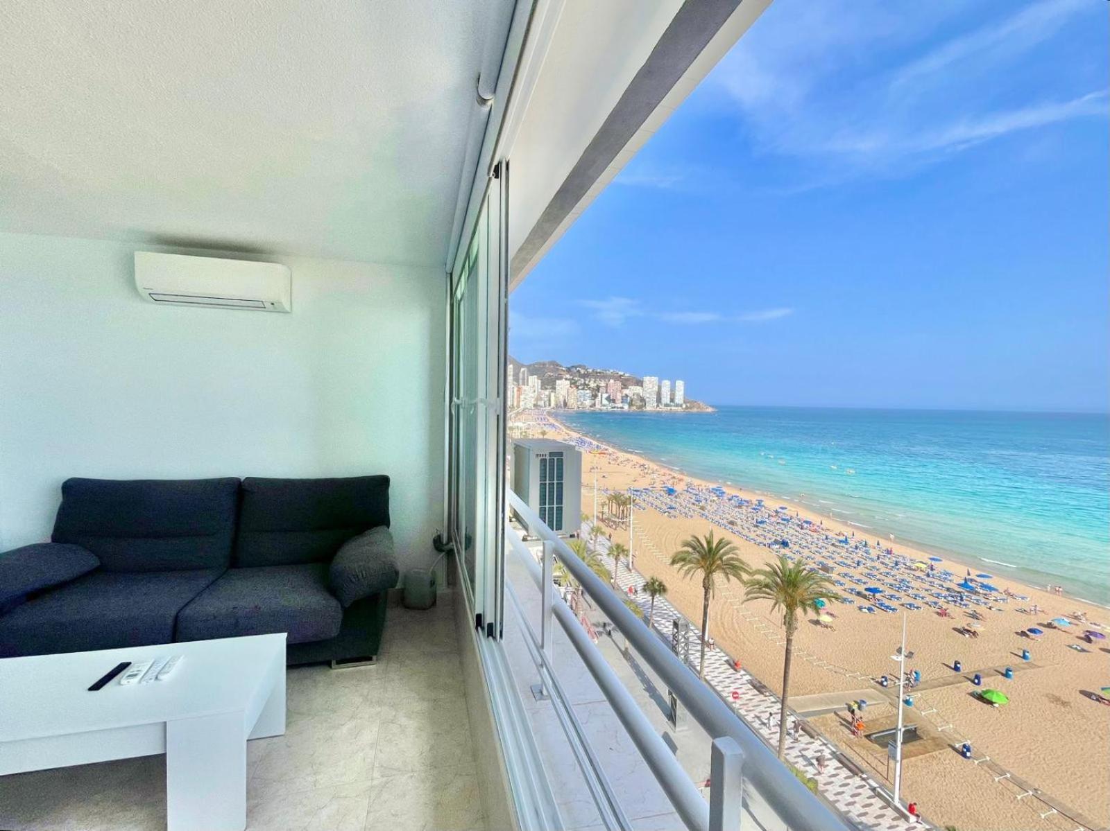 Apartment Torre Coblanca Seafront